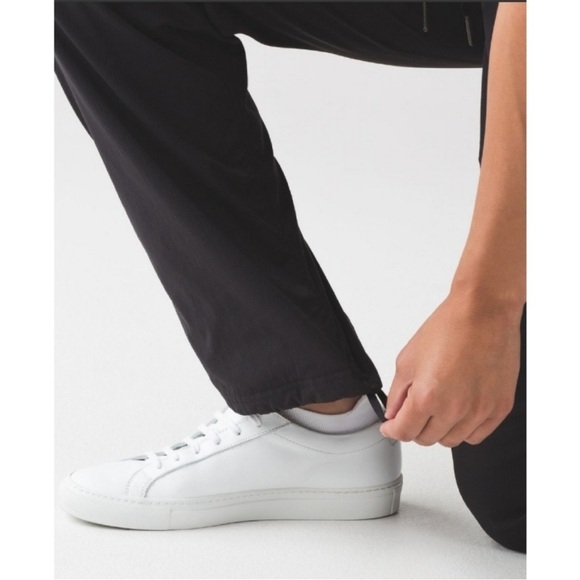 Lululemon Dance Studio Pants *Lined Black Sz 10 - Picture 3 of 16